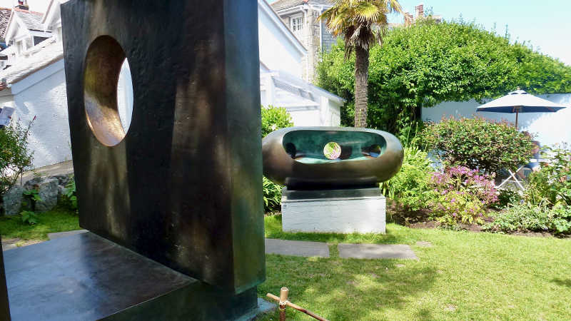 Barbara Hepworth Sculpture Garden